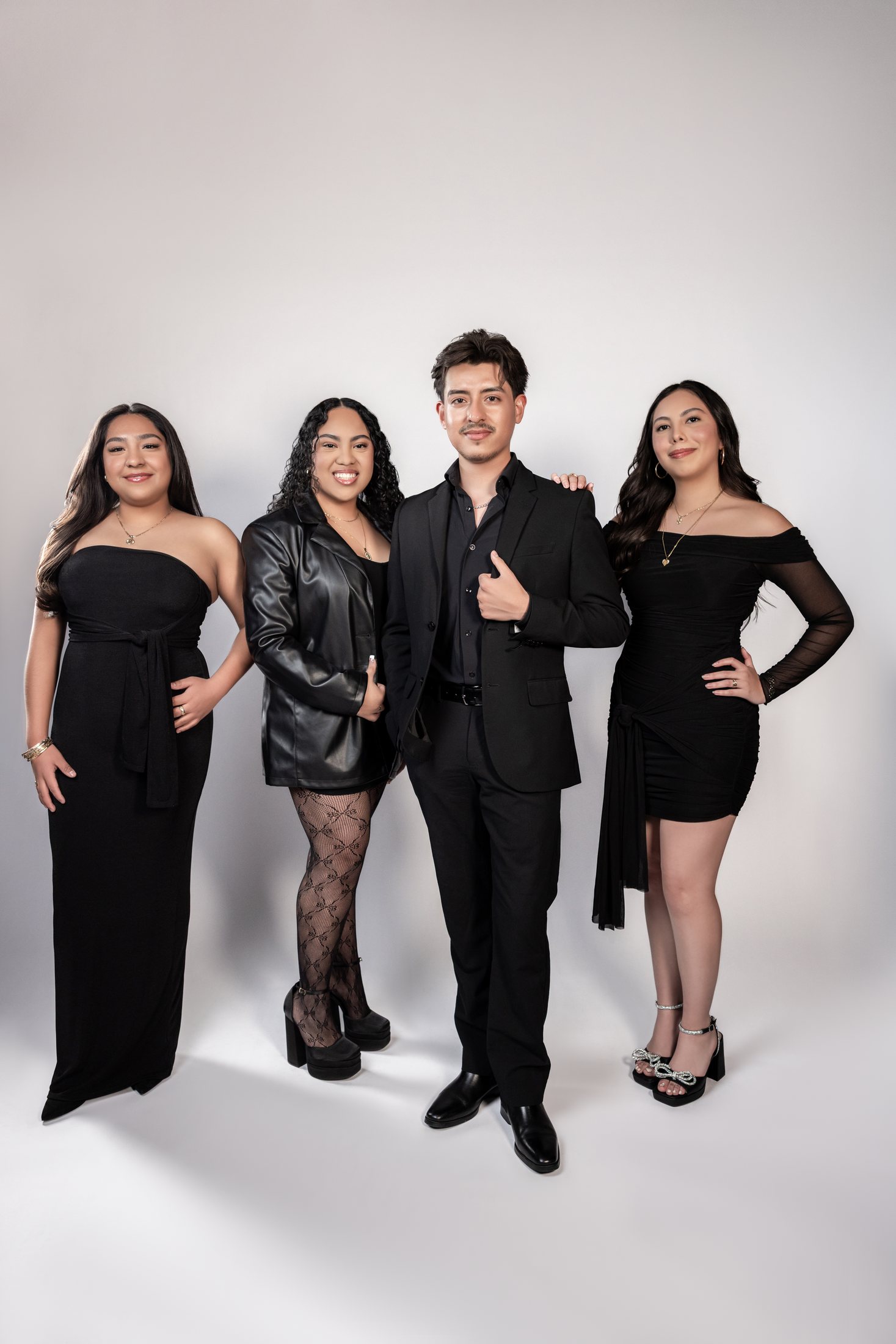 Esencia Latina choreography team
